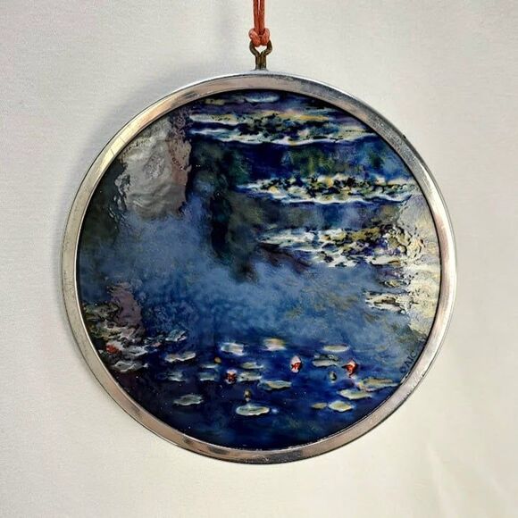 Water Lillies Stained Glass Sun Catcher - Picture 2 of 4